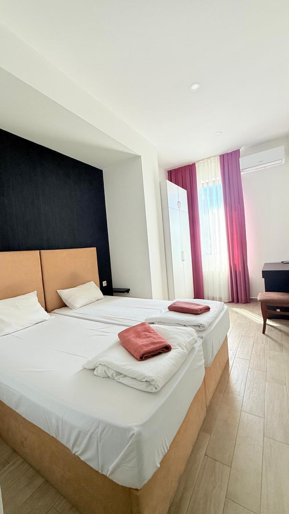 Star Hotel Kutaisi Eksteriør bilde